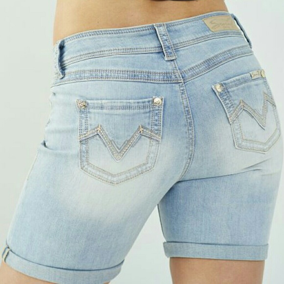 Seven7 Destressd Jean Shorts - Picture 4 of 7